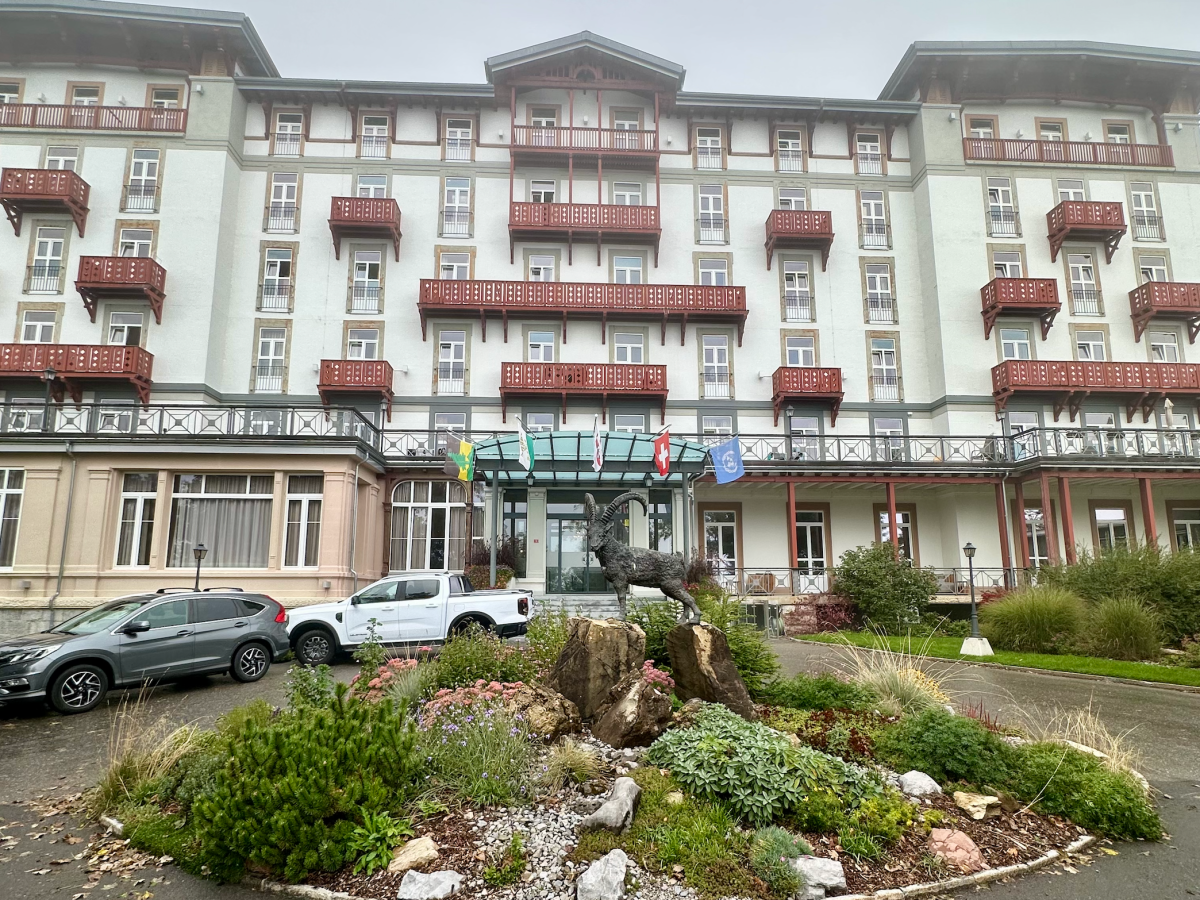 Leysin American School 